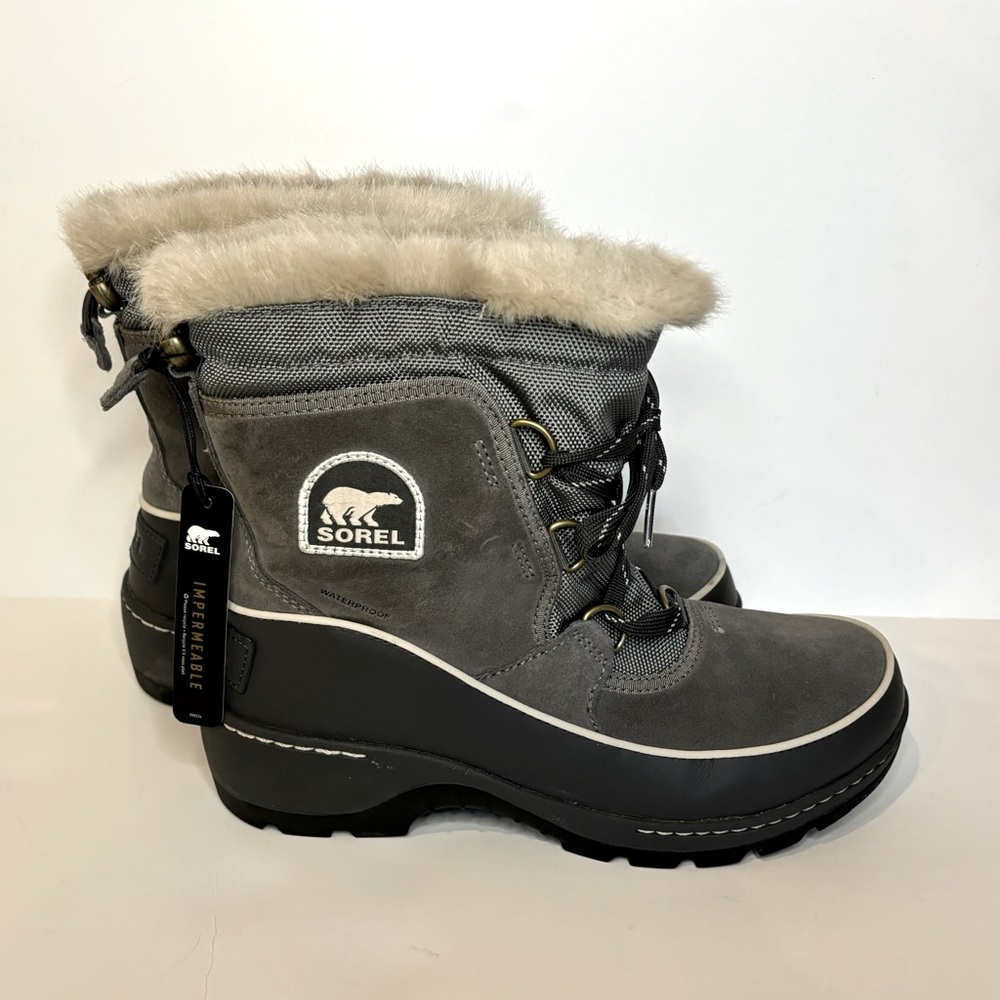 NEW Sorel Tivoli III Women’s boots Quarry/Cloud Grey size 8B